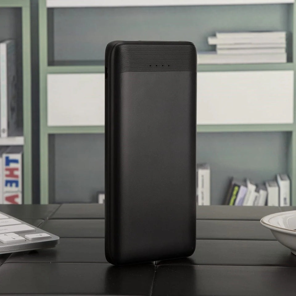 Power bank with 10000mAh battery capacity with Smart IC protection