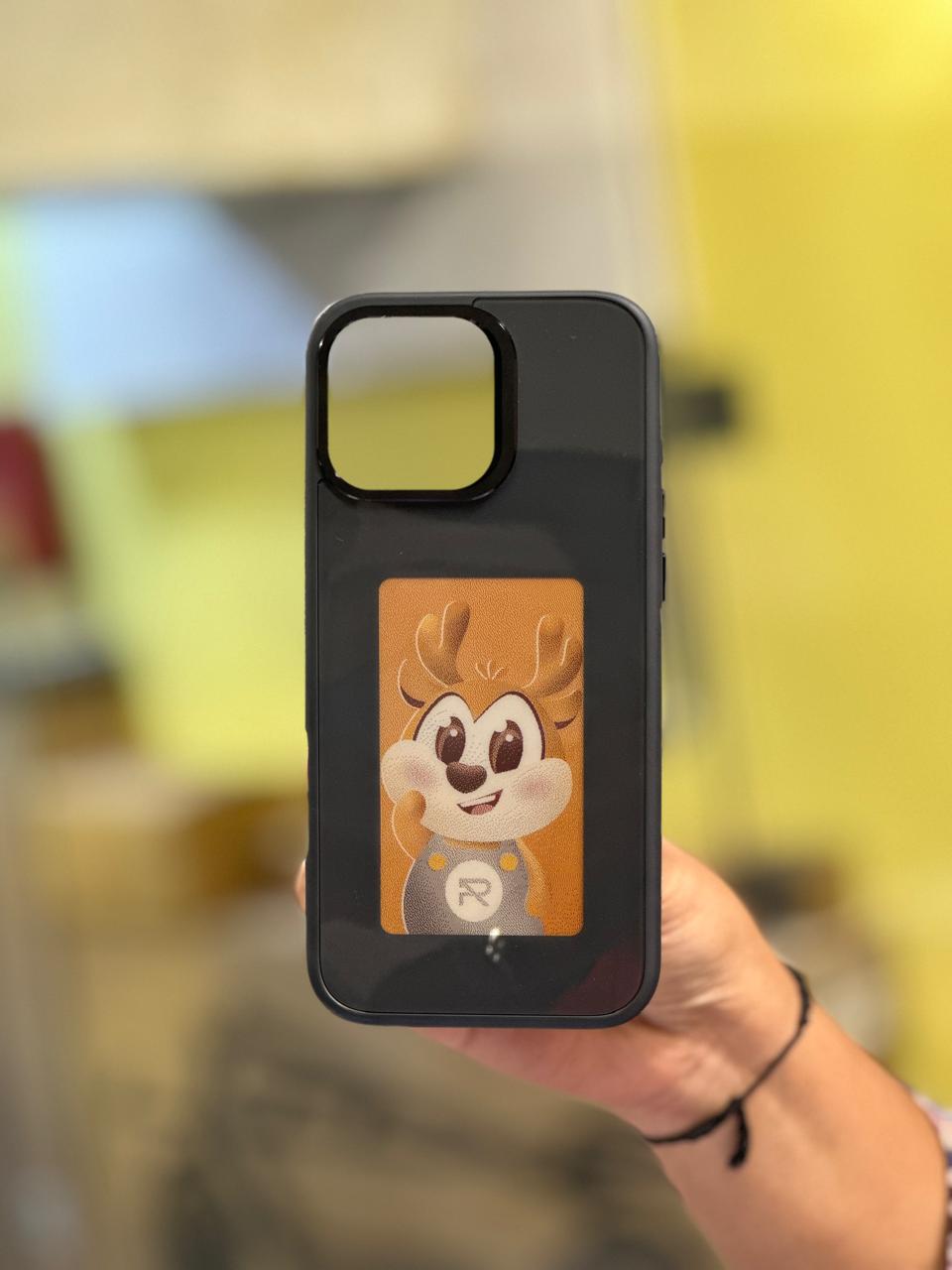 (Buy 1 Get 1 Free) Smart Magic NFC iPhone photo Case - E Ink Technology
