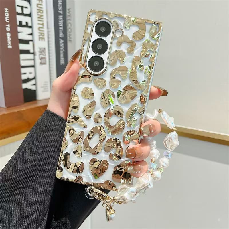 (Buy 1 Get 1 Free) Golden Leopard Print Samsung Cover