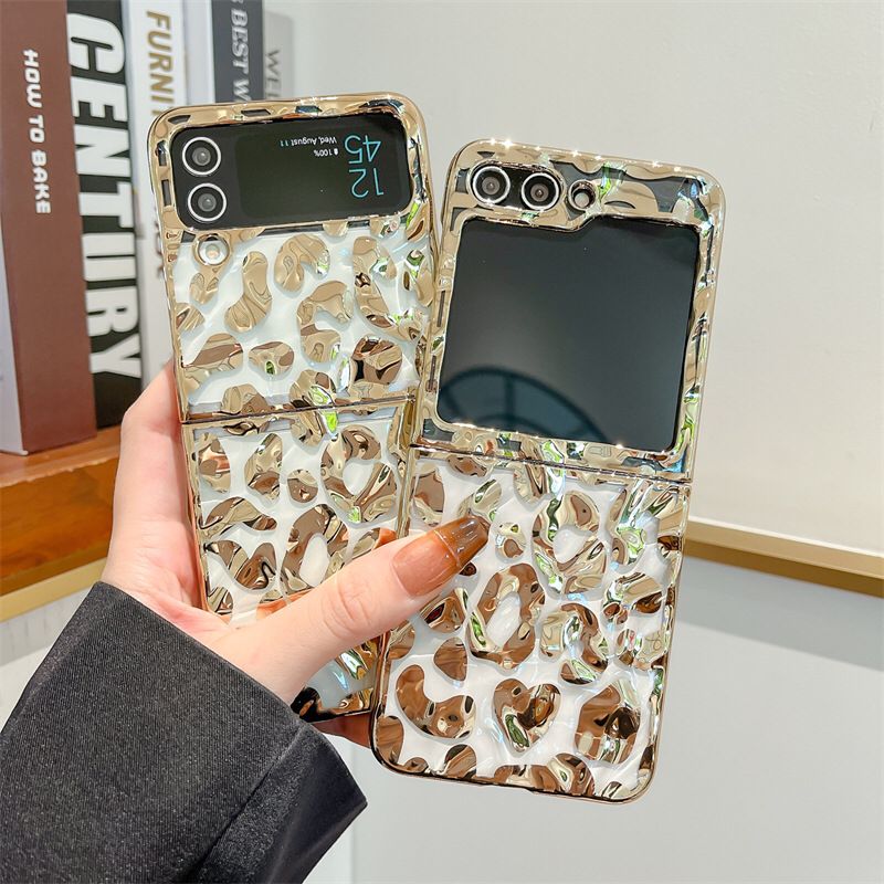 (Buy 1 Get 1 Free) Golden Leopard Print Samsung Cover
