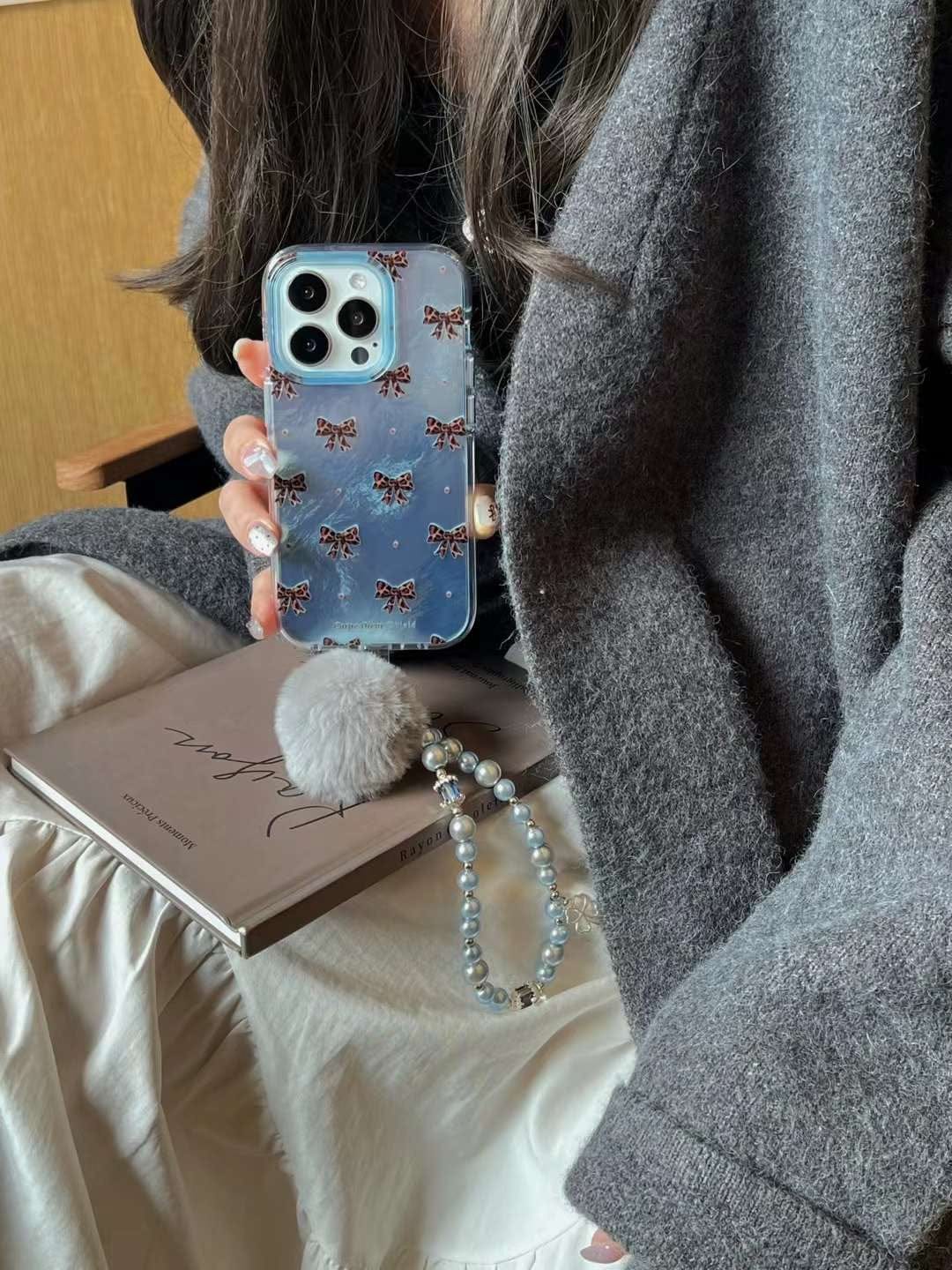 (Buy 1 Get 1 Free) Holographic Bow Pattern Silicon iPhone Case With Rhinestone Charm