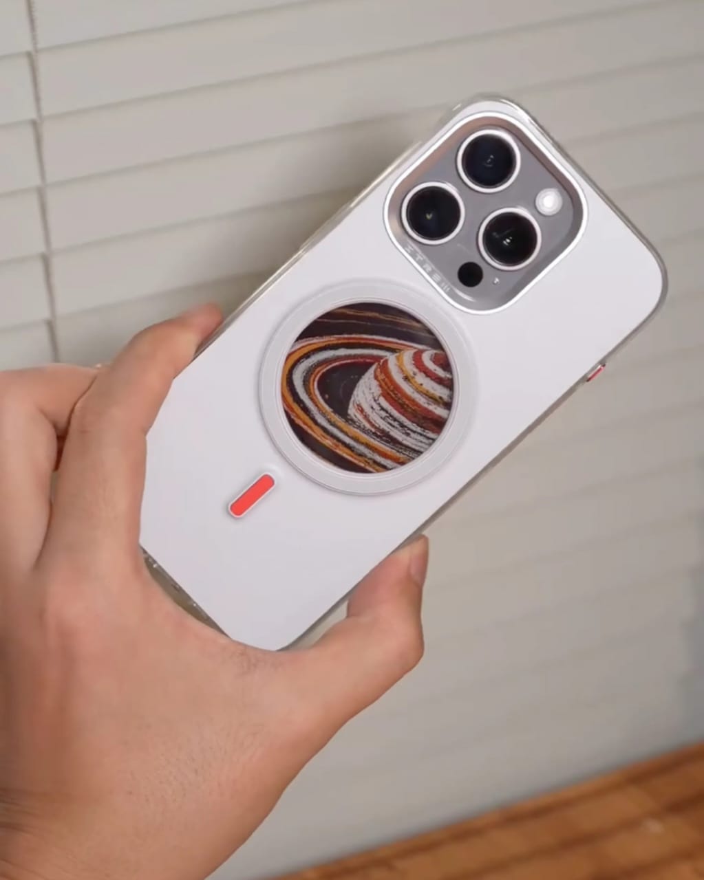 (Buy 1 Get 1 Free) E-Ink Circle Display Case for iPhone