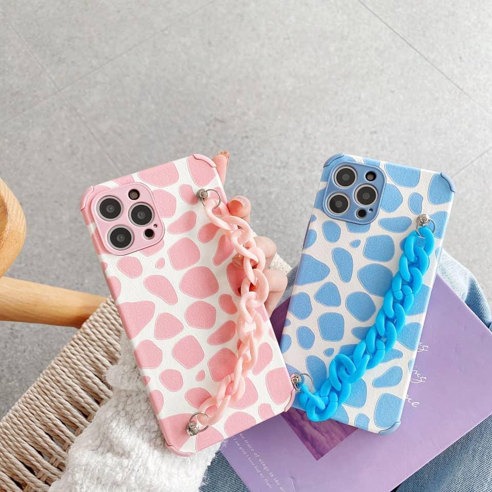 (Buy 1 Get 1 Free) Cloud Print Chain Case