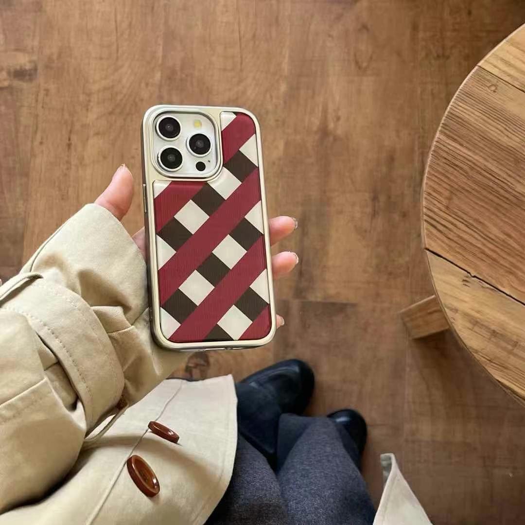 (Buy 1 Get 1 Free) Checkered Designer Case For iPhone