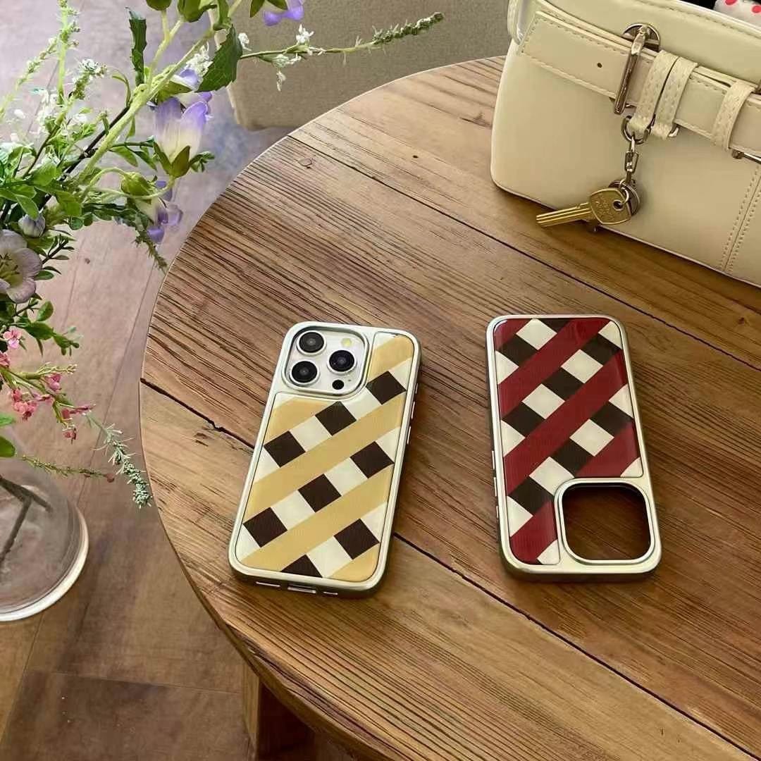 (Buy 1 Get 1 Free) Checkered Designer Case For iPhone